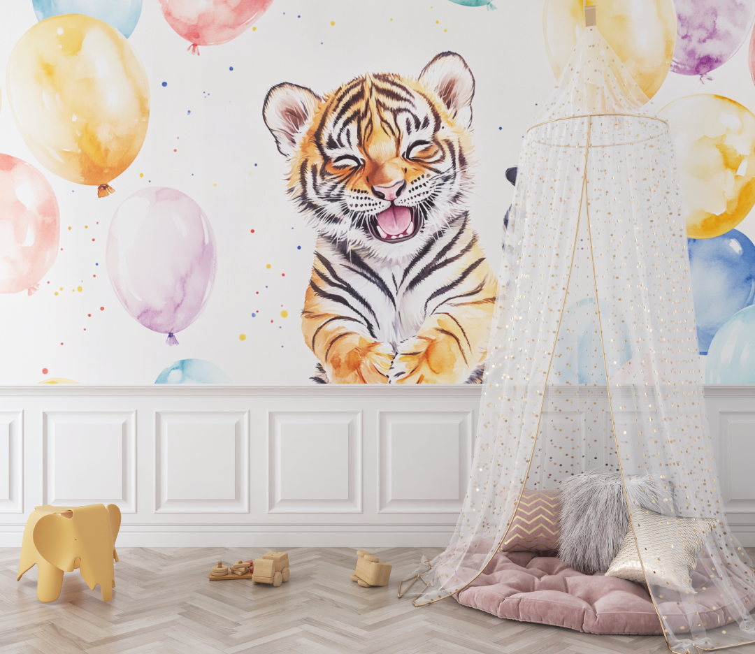 Papier peint tigre et ballons colores bebe
